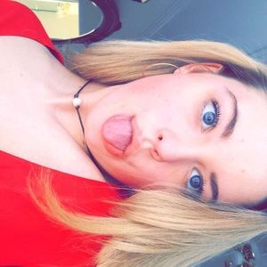 Meet your Posher, Savanna